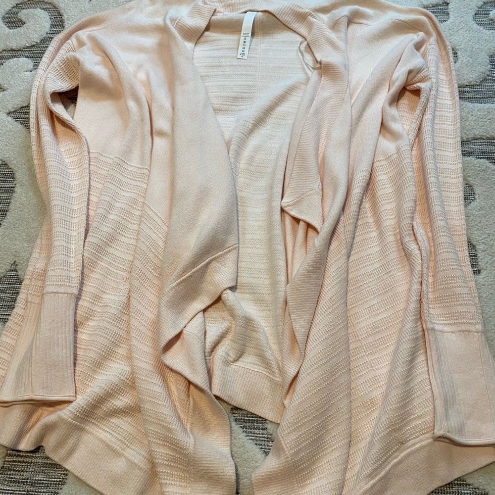 Lululemon Like New Size 10 Sweater. Check out all my Lulu. Bundle and save